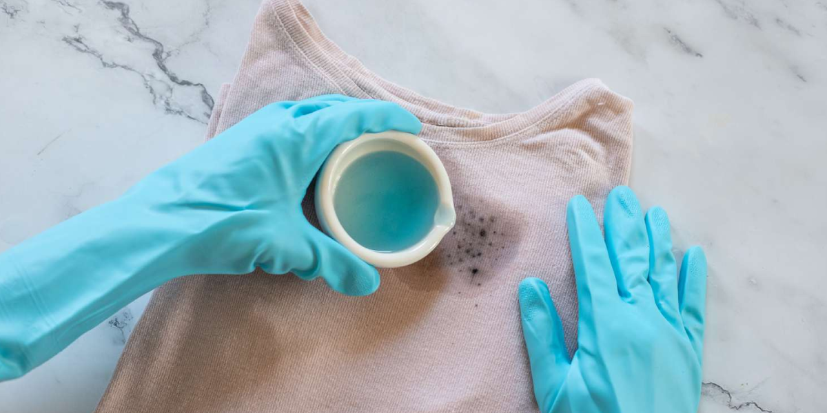 How to get rid of mold on clothes with vinegar How to get rid of mold on clothes with vinegar